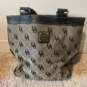 Dooney & Bourke purse